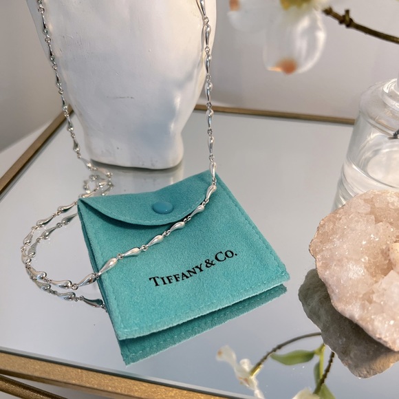 ✨Tiffany & Co.✨Elsa Peretti Teardrop Necklace - Picture 4 of 4